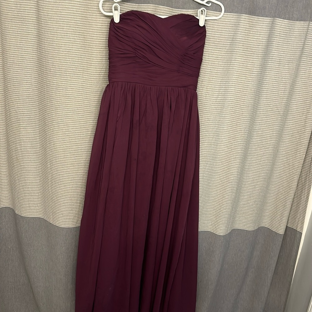 Maillsa Wedding Dress Grape 34”x27”x37”